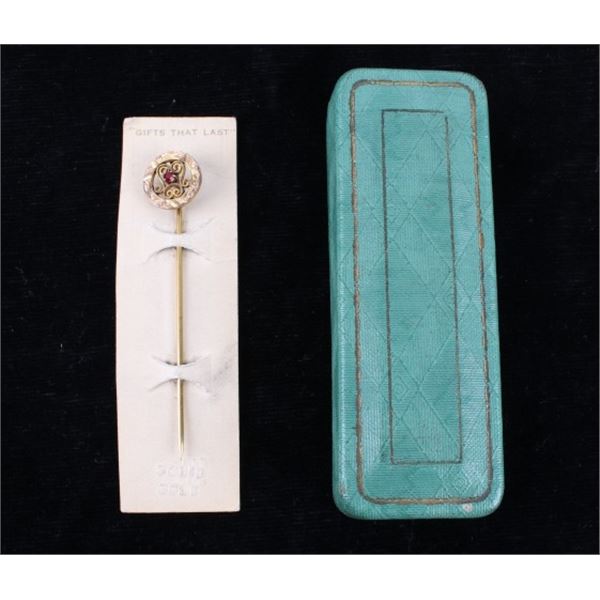 Solid Gold Ladies Hat Pin & Box