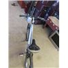 Image 3 : Trek Pedal Bike Variable Speed Navigator 200