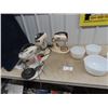 Image 1 : 3 Mixers w Bowls 1) Hamilton Beach 1) Kitchen Aide 1) Dormeyer