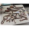 Image 1 : Old Wrenches