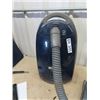 Image 2 : Kenmore Elegance Vacuum