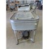 Image 1 : Maytag Old Elec Washing Machine
