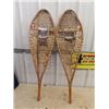 Image 1 : Set of Snowshoes