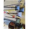 Image 2 : 7 Yard Tools - Fencing Bar, Shoevels, Edger & Picker