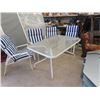 Image 1 : Patio Table 38" x 60" & 4 Chairs