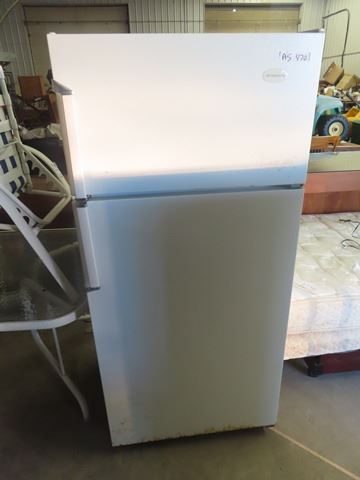 Simplicity Fridge Simplicity Fridge w Top Freezer 64