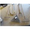 Image 2 : 6 Yard Tools - 3 Rakes, Garden Claw, Clipper, & Potato Fork