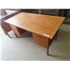 Image 2 : Desk 29"H 57"W 29"D