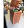 Image 2 : Cabinet Grammophone 48" X 20" x 24"