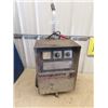 Image 1 : Marquette Mdl 32 - 140 Battery Charger