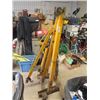 Image 2 : 8 Ton Engine Hoist - Cherry Picker Style