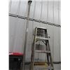 Image 3 : 2 Poly Saw Horses, Step Ladder, Trailer Load Jack