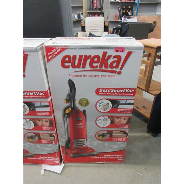 New Eureka Upright Boss SmartVac 4870MZ