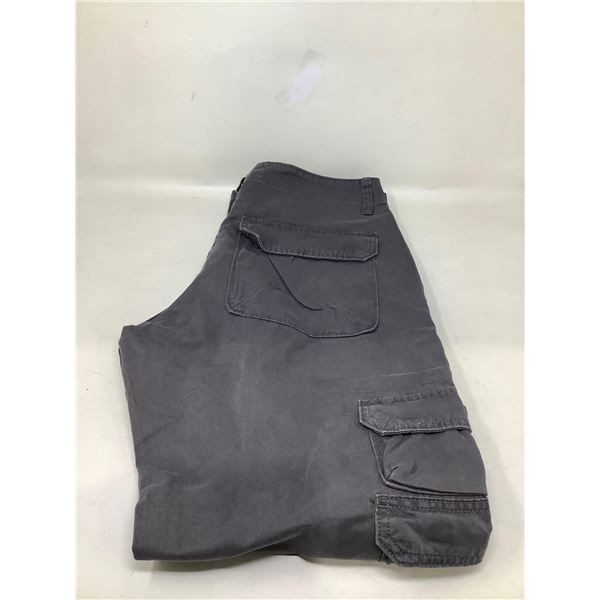Wrangler Cargo Pants (30 X 30)