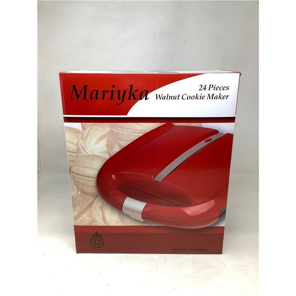 Mariyka 24 Piece Walnut Cookie Maker