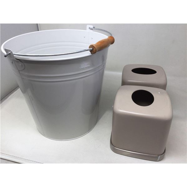 Assorted Houseware Items