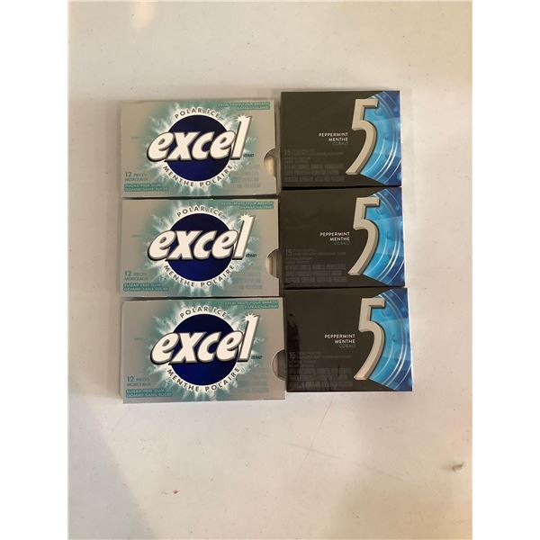Lot of Assorted Gum (6 Packs)