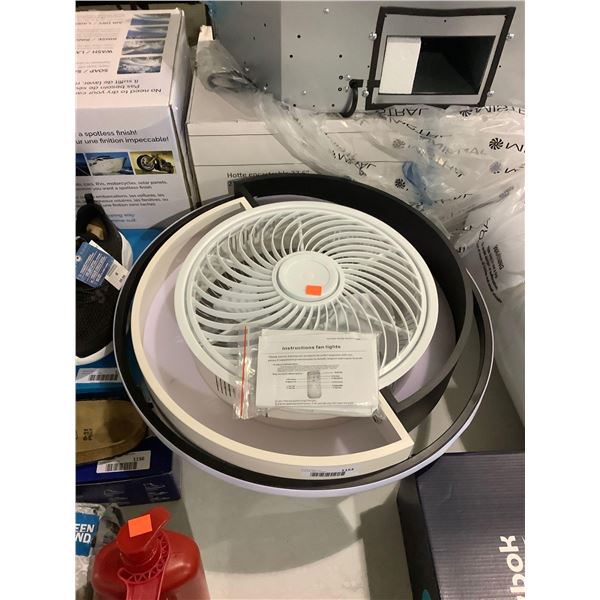 Ceiling Fan w/ Lights and Remote