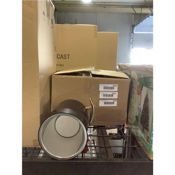 Philips Lightolier Calculite LED 4 inch gen 3 down light c4 cylinder Black pendant mount