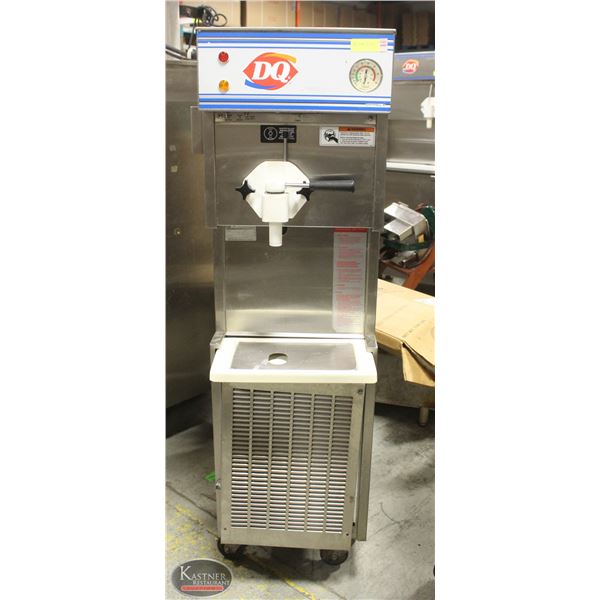 DUKE & SON DAIRY QUEEN SOFT SERVE ICE CREAM MACHINE