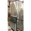 Image 4 : HOSHIZAKI KM-900MRH ICE MAKER