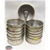 Image 1 : LOT OF 13 ANGEL CAKE PANS