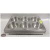 Image 1 : LOT OF 6 LARGE MUFFIN PANS