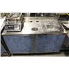 Image 1 : S/S COUNTER TABLE W/ HAND SINK AND FAUCET