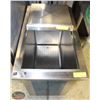 Image 3 : S/S DROP IN ICE BIN WITH LID AND S/S DRAINBOARD