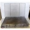 Image 1 : LOT OF 8 COOLING RACK FOR 26"X18" BAKING PANS