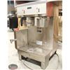 Image 2 : BUNN S/S DUAL COFFEE BREWER W/ FAUCET