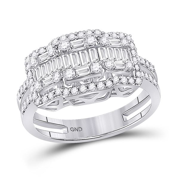 Baguette Round Diamond Cluster Ring 7/8 Cttw 14KT White Gold