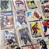 Image 15 : 200+ early 90s hockey trading cards
