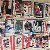 Image 6 : 200+ early 90s hockey trading cards