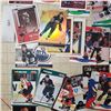 Image 9 : 200+ early 90s hockey trading cards