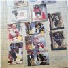 Image 3 : Hockey Card lot Gretzky, Lemiuex, Lafleur, Esposito stick Dominik Hasek Rookie HOF RC