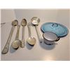 Image 1 : serving spoons, ladle, enamel cup - 7 pieces