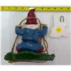 Image 2 : Garden Gnome & Thermometer