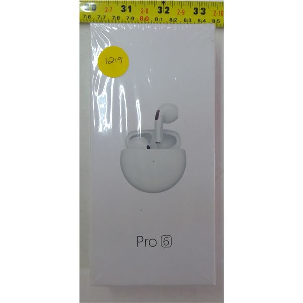 NEW - sealed Pro6 Headphones