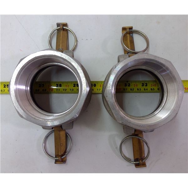 2 Water Hose Couplers