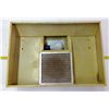 Image 11 : Jensen Gas Range & Hood Fan/Light