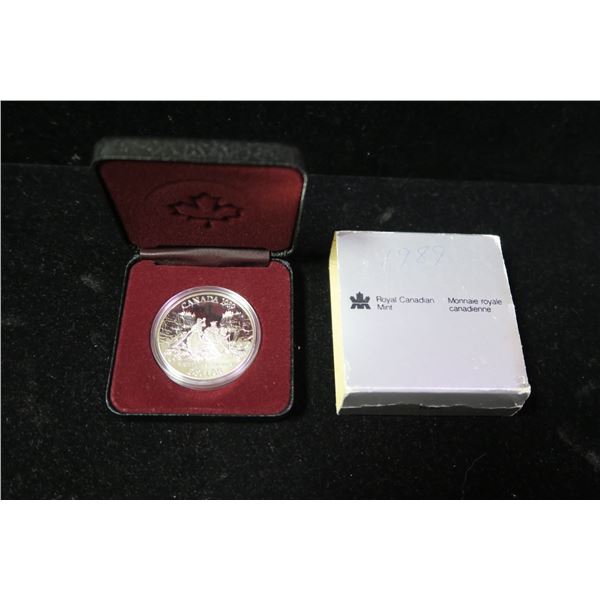 Royal Canadian Mint 1989 silver dollar