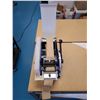 Image 2 : ULINE H-725 HAND OPERATED BOX TAPE MACHINE