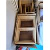 Image 2 : 2 LARGE BOXES OF ASSORTED SIZED NATURAL NEW ZEALAND PINE PROFESSIONAL ART FRAMES