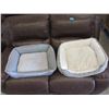 Image 1 : 2 Small Animal Pet Beds - 20" x 21"