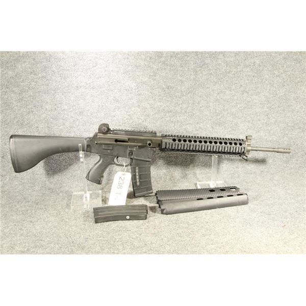 AR M180 B