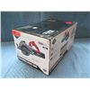 Image 2 : SkilSaw 7-1/4" Cordless Worm Drive Saw Kit Model SPTH 77 M-21 New in Box