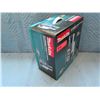 Image 2 : Makita 18V Compact Cordless Job Site Radio Model XRM02W New in Box