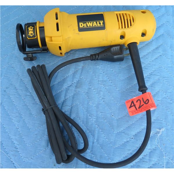 DeWalt DW660 Cut-Out Tool Type 3 120V AC 50/60 Hz