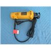 Image 2 : DeWalt DW660 Cut-Out Tool Type 3 120V AC 50/60 Hz